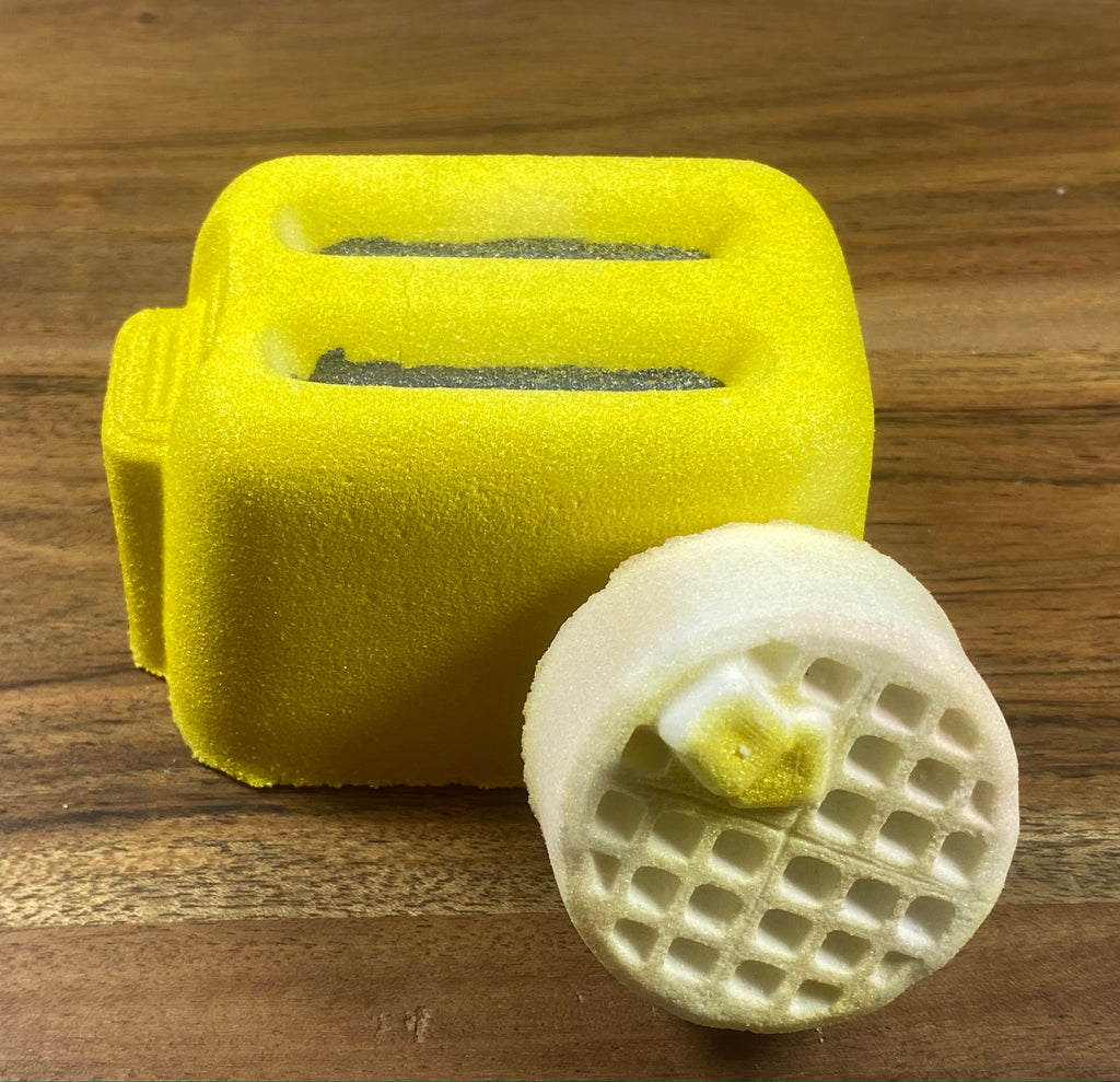 Toaster & Eggo image 5