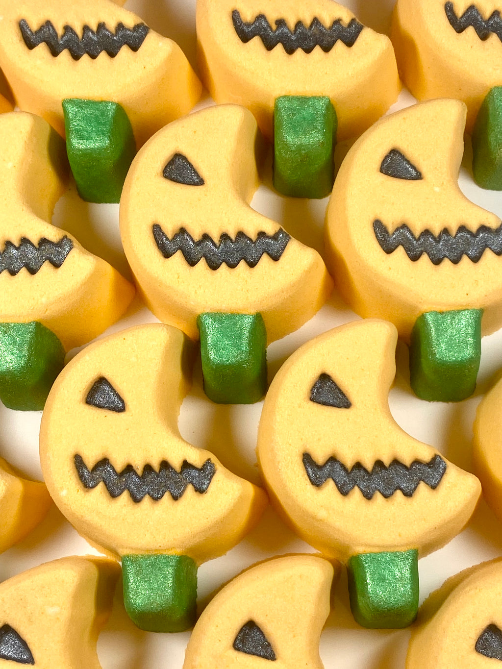 Biten Jack O Lantern image 0