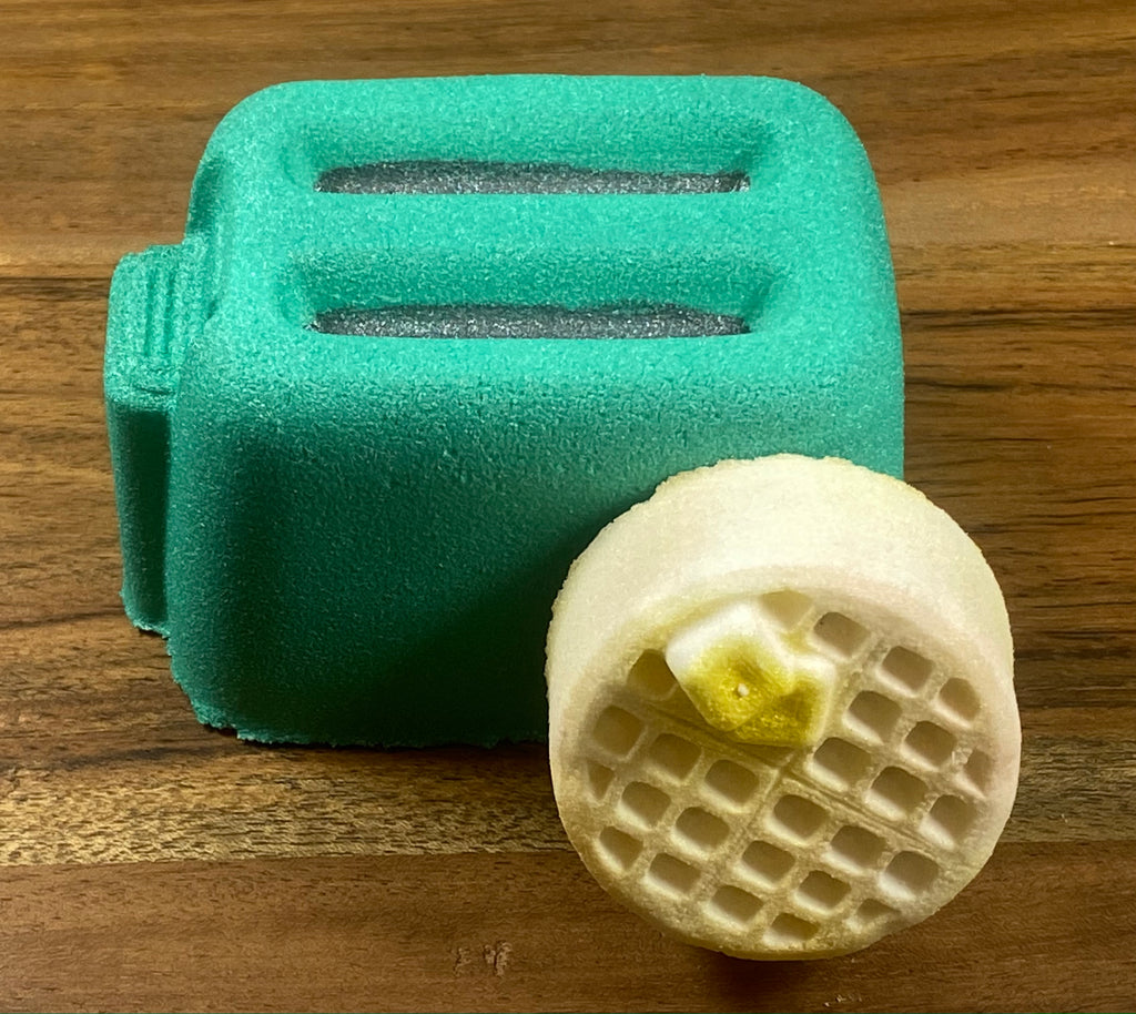 Toaster & Eggo image 6